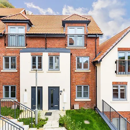 別荘 Host & - Oyster *